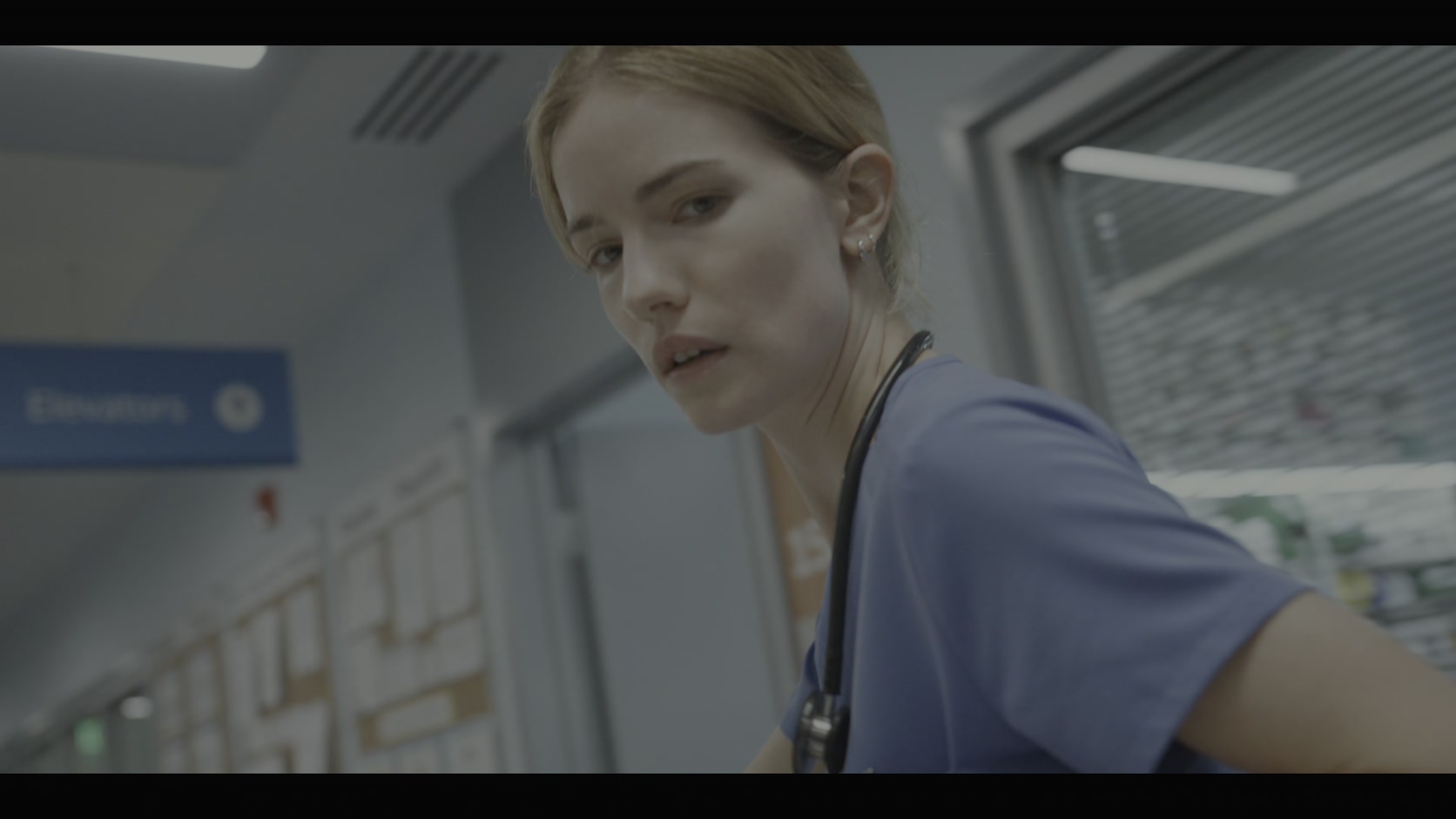 [115][美国][2025][心跳一线间][薇拉·菲茨杰拉德][10集全][英语内封多字][4K HDR/mkv/共58G][Netflix]