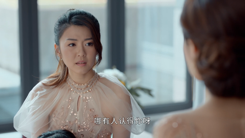 [115][香港][2022][家族荣耀][张智霖/杨茜尧/李彩桦][30集全][国粤双语中字][4K/mkv/共50G][无台标无水印/H265]