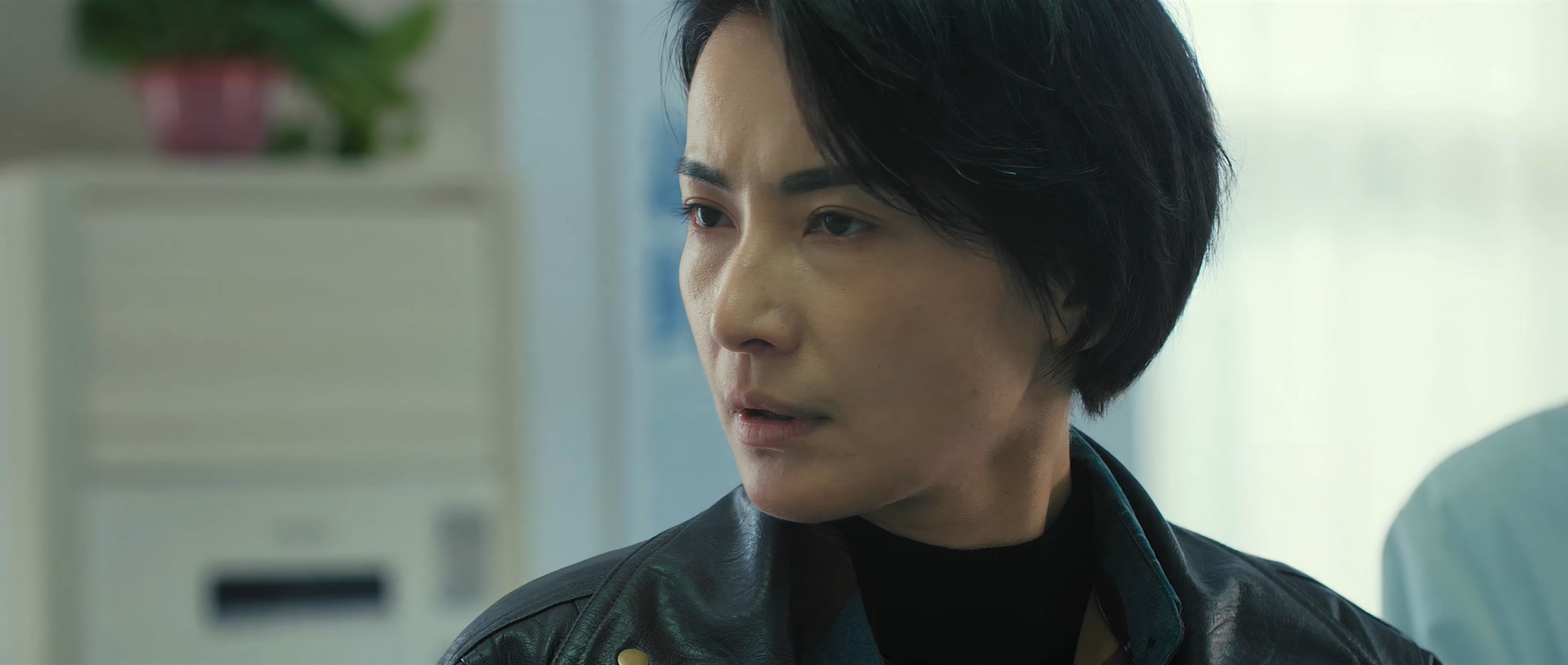 [115][大陆][2023][消失的痕迹][李媛/李嘉鑫/袁昊][32集全][国语中字][4K/mp4/共18G][无台标无水印/H265]