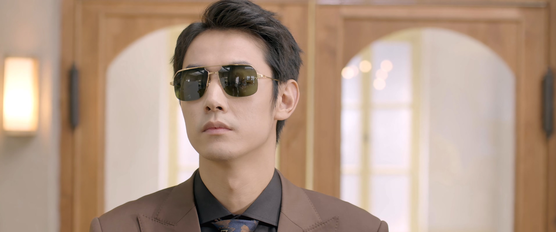 [115][大陆][2024][恋爱麻烦但是甜][纪凌尘/鹤男/千喆][24集全][国语中字][4K高码/mkv/共83G][无台标无水印/H265]