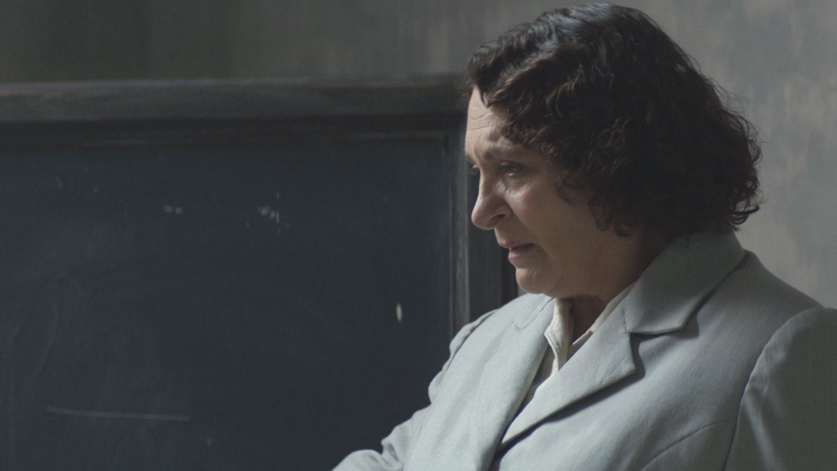 [115][意大利][2018][我的天才女友4季全][伊利莎·德尔·吉尼欧][34集全][意大利语软中字][1080P/mkv/共326G][蓝光原盘压制]